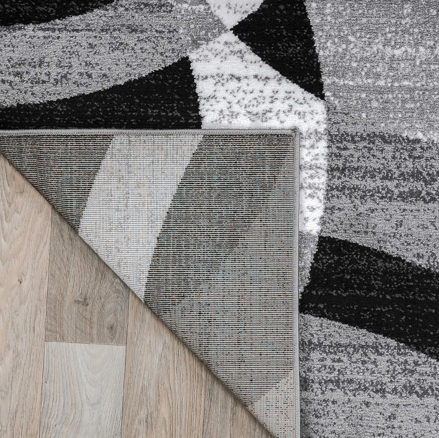 Transform Your Space with the Contemporary Abstract Circles Area Rug – Perfect for High Traffic Areas in Your Living Room, Bedroom, or Kitchen – 6'6" x 9' in Elegant Gray