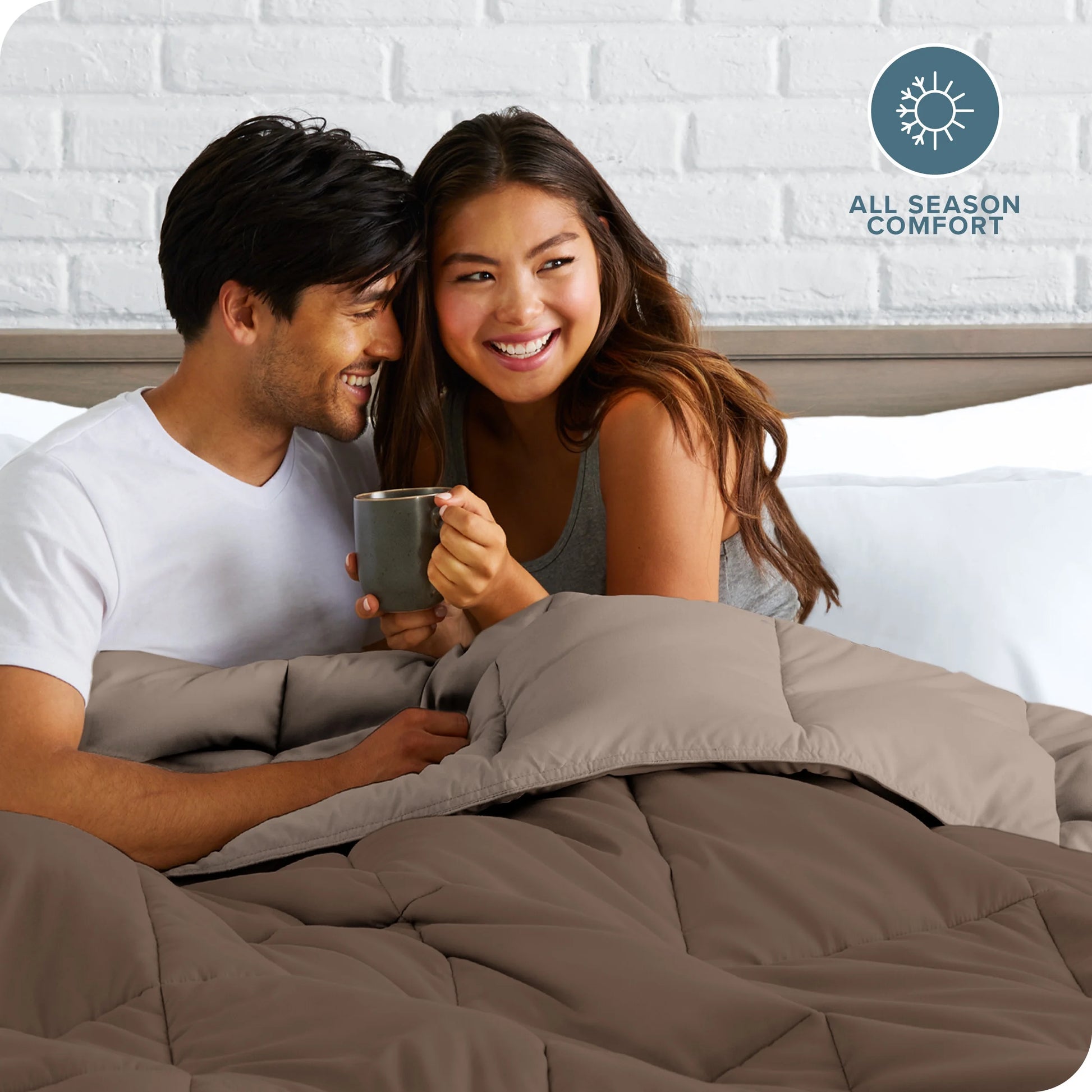 Transform Your Sleep Experience with the Luxurious 1800 Collection Reversible Down Alternative Comforter in Rich Cocoa/Taupe - King/Cal King
